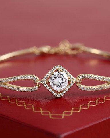 Diamond Bar Bracelet