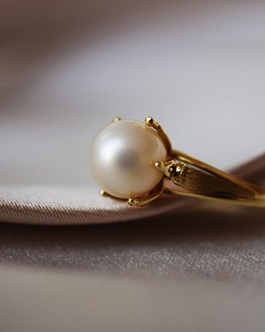 Pearl Solitaire Ring
